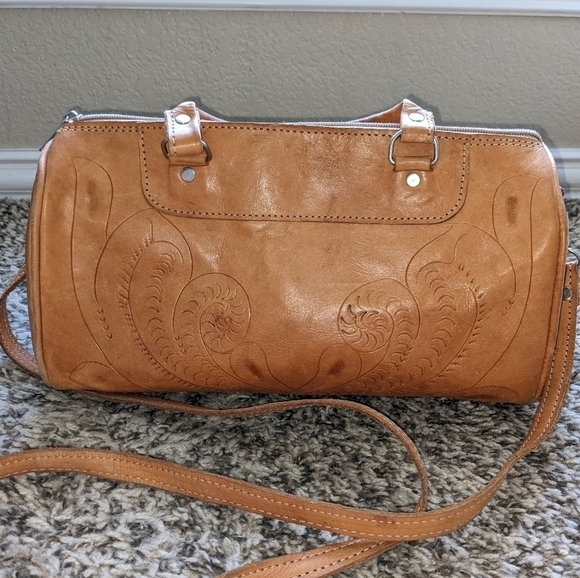 Genuine Leather Purse Hand Tooled Design Burnished with Detachable Strap - Picture 13 of 13